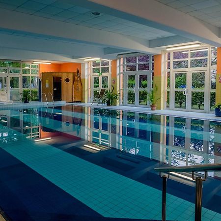 Hotel *** Nat コウォブジェク エクステリア 写真