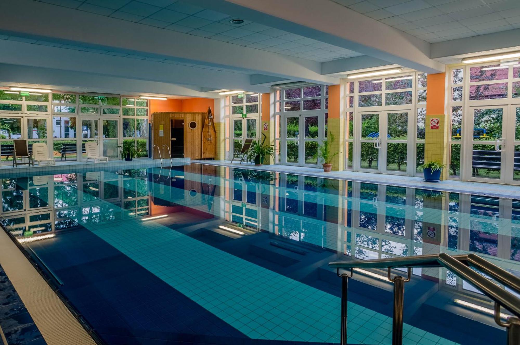 Hotel *** Nat コウォブジェク エクステリア 写真