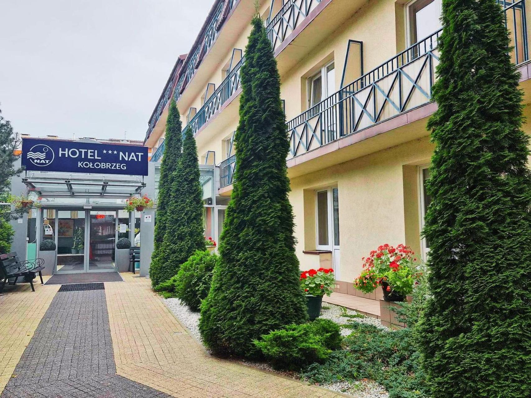 Hotel *** Nat コウォブジェク エクステリア 写真
