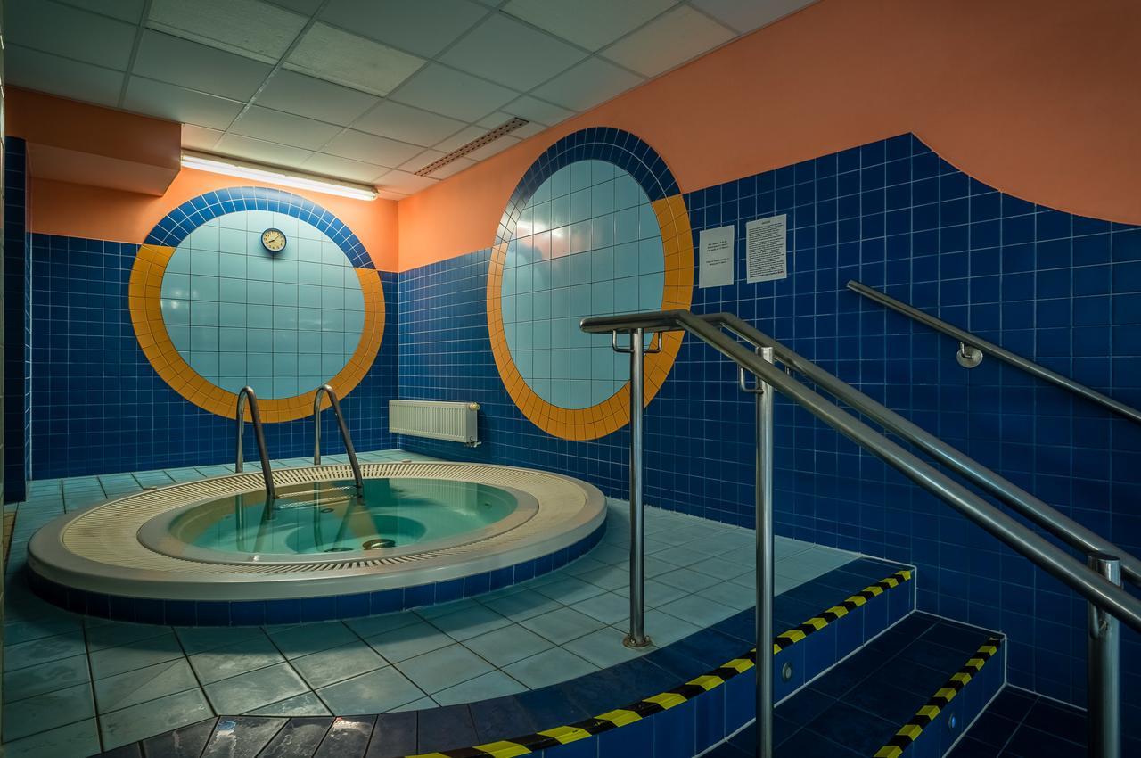 Hotel *** Nat コウォブジェク エクステリア 写真